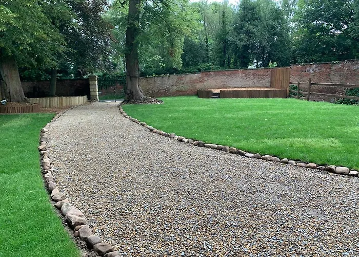 One, The Carriage House, アパート ヨーク